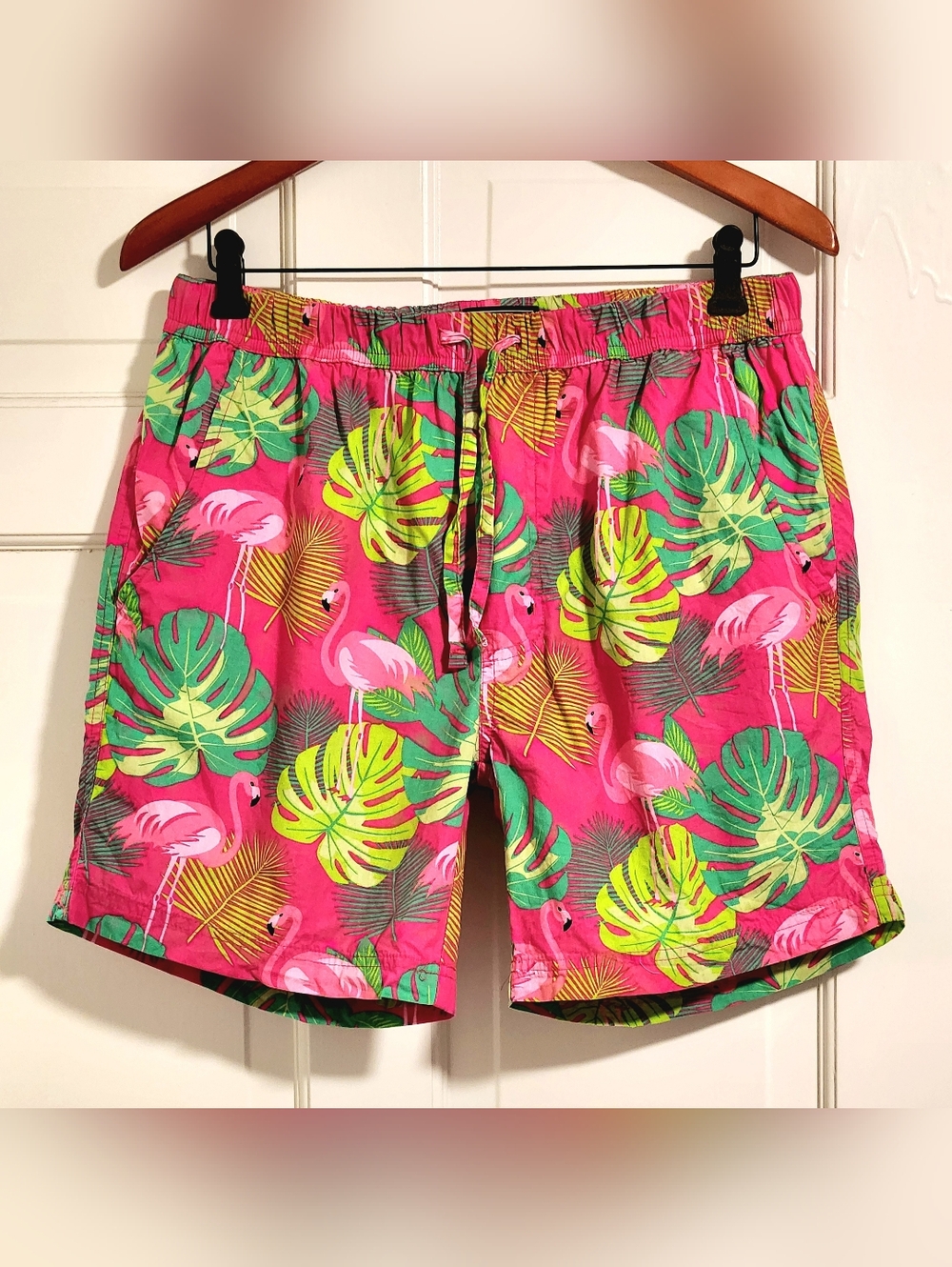 🦩Super Massive🦩 - Pink/Multi Flamingo Tropical Print Short